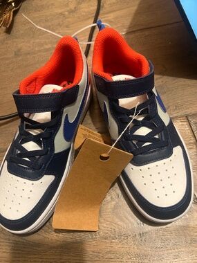 Boys new Nike Sneakers